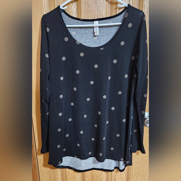 LuLaRoe Lynnae Long Sleeve Tee - Picture 1 of 5